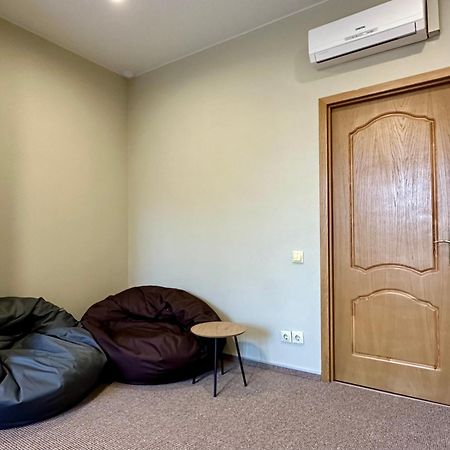 4Room Hostel Κίεβο Εξωτερικό φωτογραφία