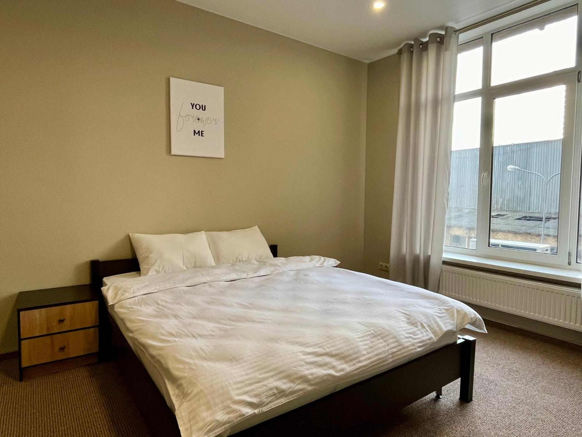 4Room Hostel Κίεβο Εξωτερικό φωτογραφία