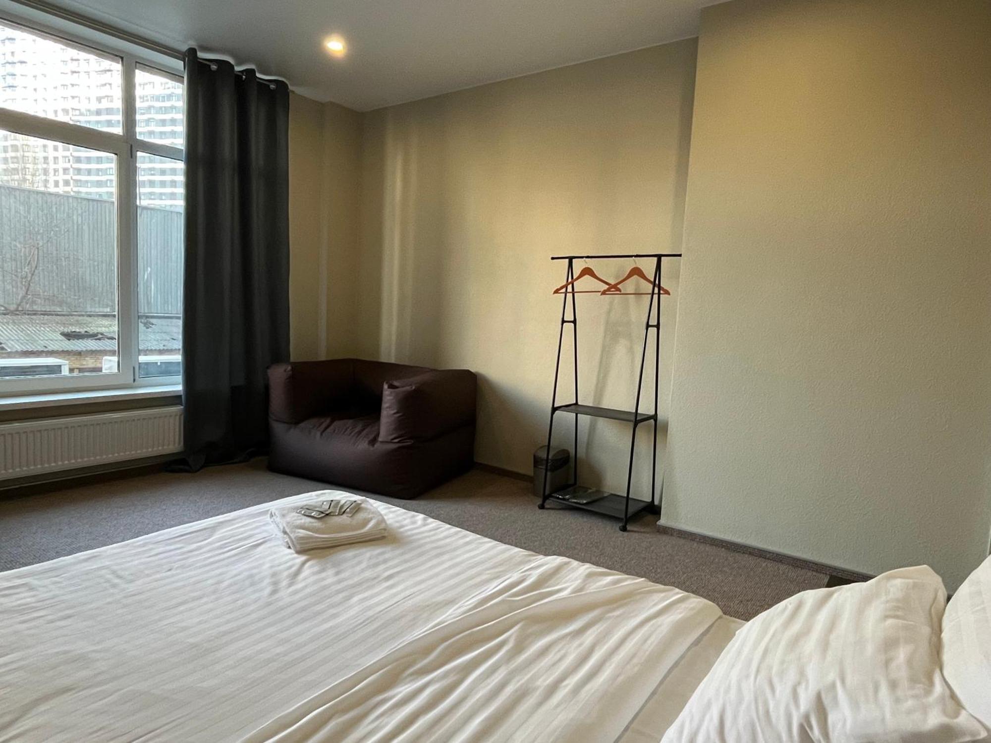 4Room Hostel Κίεβο Εξωτερικό φωτογραφία